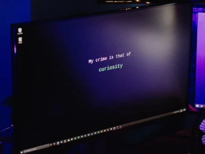 Cum să îți protejezi datele și securitatea pe computerul personal