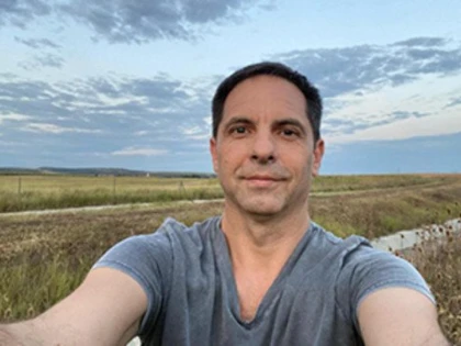 Dan Negru construieşte case de vacanţă «anticoronavirus»
