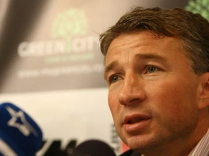 Dan Petrescu a semnat în China. Campioana caută antrenor