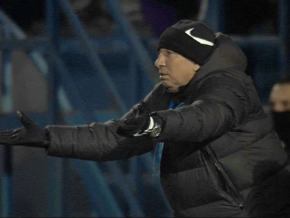 Dan Petrescu are absențe importante la meciul de joi, cu UTA. „Tună și fulgeră” pentru programare și... Roger!