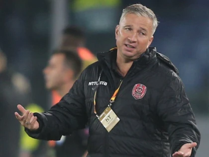 Dan Petrescu compară situația UTA-ei cu a lui... Chelsea: „E incredibil, nu înțeleg cum au ajuns acolo!”