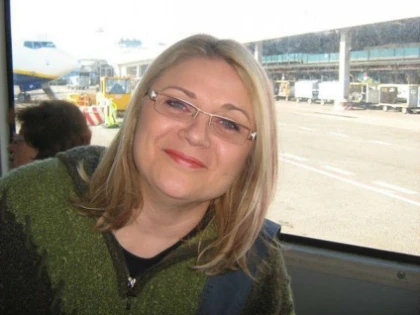 DANA DORIAN ESTE BULVERSATA DUPA CE A AFLAT CA ARTISTUL S-A SINUCIS!