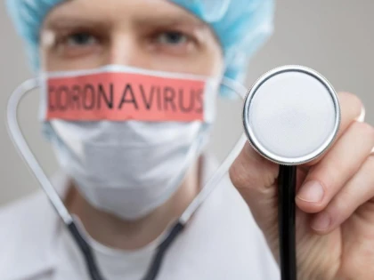 Date oficiale: 44 de cadre medicale din județul Arad sunt infectate cu coronavirus