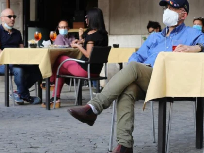 De azi, creşte numărul de participanţi la diverse evenimente private, culturale sau sportive, programul restaurantelor, cluburilor și cafenelelor se prelungește cu două ore