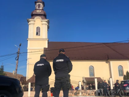 De Bobotează și Sfântul Ioan Botezătorul, jandarmii arădeni vor asigura măsurile de ordine și siguranță publică