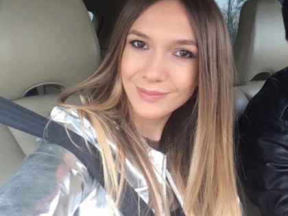 DE CE NU ISI FACE ADELA POPESCU NICI O OPERATIE ESTETICA? "DACA IMI ASCUND ACUM RIDURILE, LA 50 DE ANI CE SA MAI FAC?"