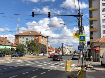 De vineri se pune în funcțiune semaforul din fața Liceului Naţional de Informatică