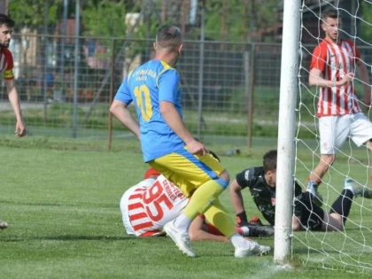 De vineri se reia și Liga a III-a: Lipova - Pecica este primul derby arădean al anului, cu implicații în lupta la play-off