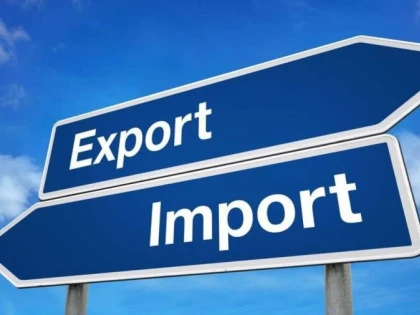 Deficitul comercial al României a scăzut la 16,4 miliarde de euro în primul semestru
