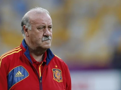 DEL BOSQUE A ANUNTAT CA RAMANE LA CONDUCEREA NATIONALEI SPANIEI