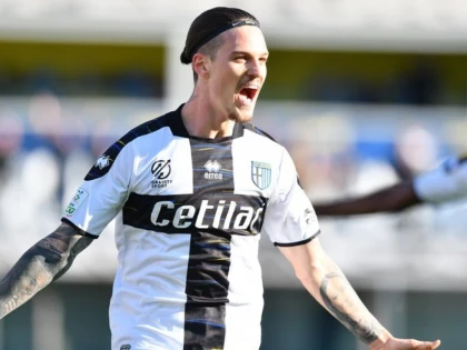 Dennis Man este anunţat titular la Parma, în noul sezon din Serie B