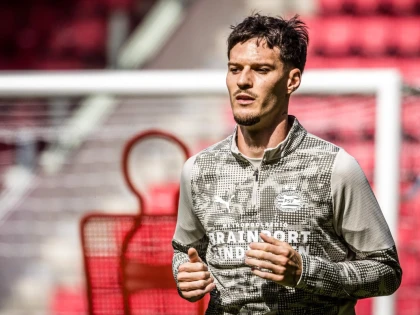 Dennis Man, luat tare de antrenorul lui PSV după primul meci: "A fost superficial"