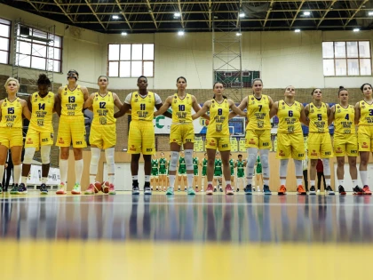 Deplasare infernală în EuroCup, pentru „galben-albastre”: un microbuz și două avioane până în nordul Poloniei, la Bydgoszcz!