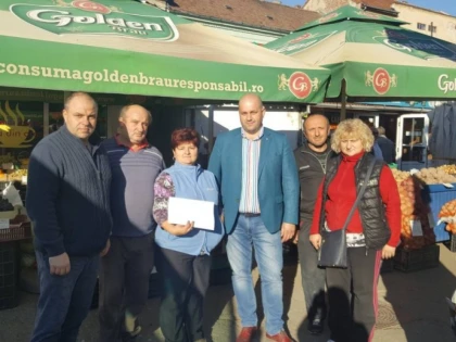 Deputaţii Căprar şi Todor au semnat împotriva demolării Pieţei Catedralei