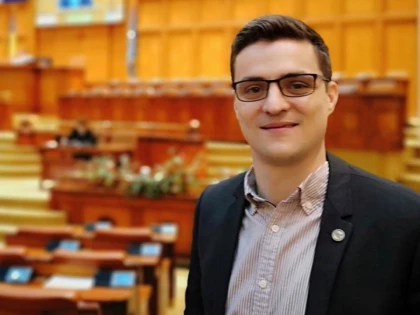 Deputatul Sergiu Vlad cere explicații ministrului Sănătății cu privire la decesele din Arad raportate cu întârziere