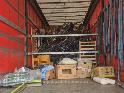 Deşeuri din Germania oprite la intrarea în țară, la Nădlac