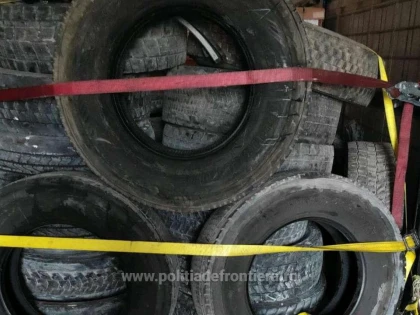 Deşeuri din vestul Europei, oprite la Nădlac II. Peste 100 de tone de diverse bunuri