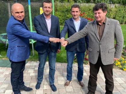 Deși n-au treabă cu drumurile naționale, Cionca și Bolojan s-au întâlnit pentru drumul expres Arad-Oradea