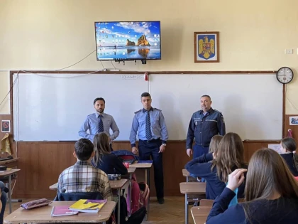 Despre bullying și victimizarea minorilor, în școli