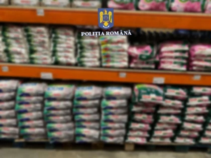 Detergent contrafăcut, într-un magazin din Arad. Polițiștii au confiscat sute de produse