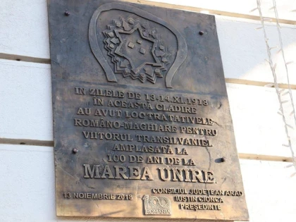 Dezvelirea plachetei Centenar, sub egida Consiliului Judeţean Arad