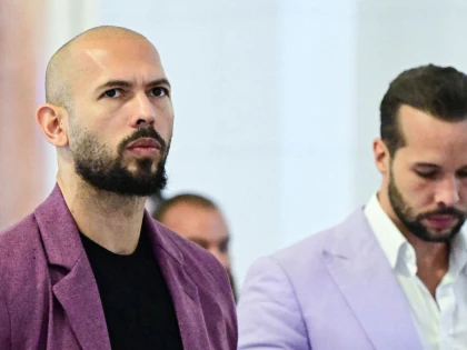DIICOT anunță că frații Tate au plecat legal din România