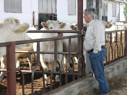 DIMITRIE MUSCA A INVESTIT UN MILION DE EURO IN UTILAJE AGRICOLE