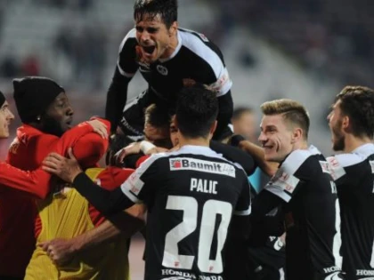 Dinamo bate la Mediaş şi se califică în sferturile Cupei României