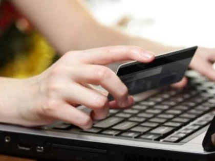 Direcția Venituri încurajează contribuabilii să apeleze la mijloacele online de comunicare și cele electronice de plată