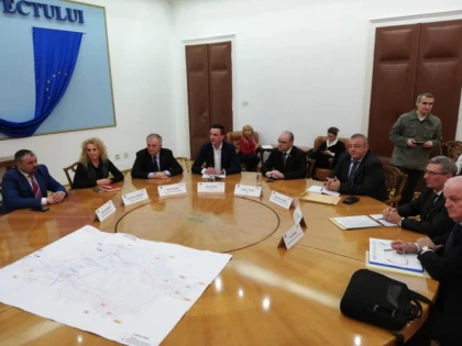 Directorul Transgaz s-a întâlnit cu primarii din județul Arad, pe tema extinderii magistralei de gaz