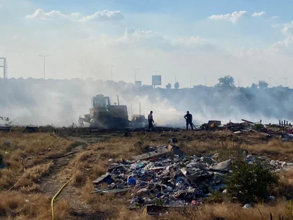 Disperatul Bibi se laudă că a stins un incendiu. Fără el, pompierii ar fi dormit în bocanci