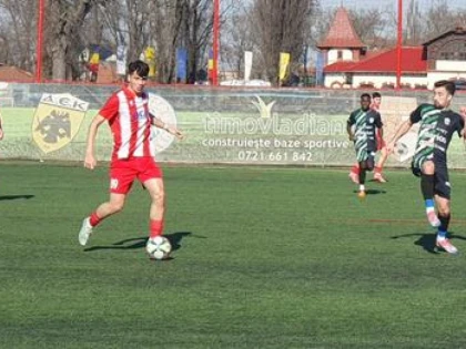 Divizionarele arădene de fotbal fac ultimele repetiții înaintea reluării campionatelor