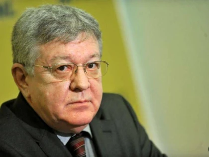 DOBRITOIU: TURCESCU FACE O MASCARADA. LIVRETUL ATESTA CALITATEA DE MILITAR IN REZERVA