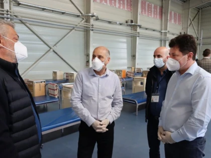 Doctorul Virgil Musta, prezent la spitalul de campanie de la Expo
