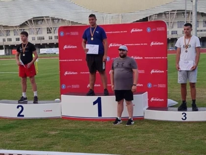 Doi atleţi arădeni medaliaţi la Naţionalele sub 16 ani. Mihai Motorca, campion la disc