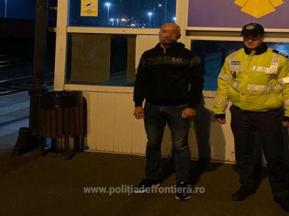 Doi bărbați au încercat să iasă ilegal din ţară, folosindu-se de cărți de identitate false