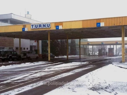 Doi cetățeni din Afganistan, prinși încercând să treacă ilegal frontiera