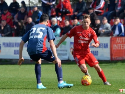 Doi foşti utişti sunt colegi la Rapid, iar Bozian e pe Criş