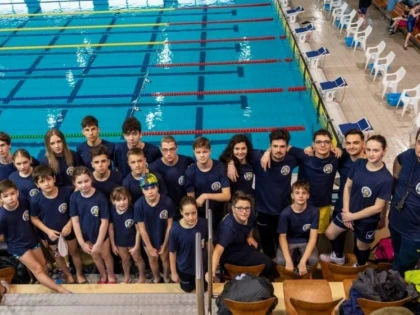 Doi înotători de la Gloria Arad, pe podium în Ungaria