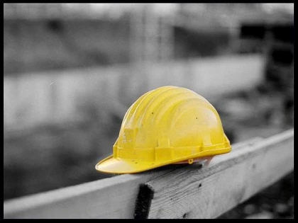 DOI MORTI IN ACCIDENTE DE MUNCA PE PARCURSUL ANULUI TRECUT