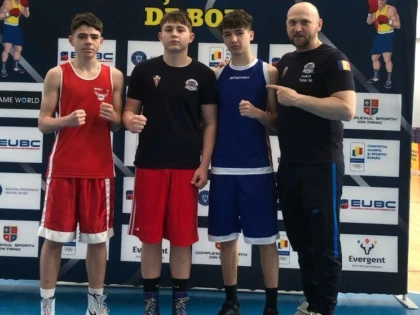 Doi pugiliști arădeni au luat bronzul la Cupa României pentru juniori