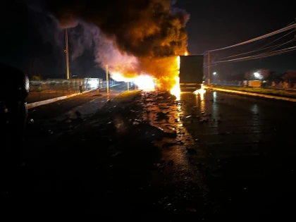 Doi șoferi au decedat la ieșire din Vladimirescu, în urma unui accident între două autocamioane