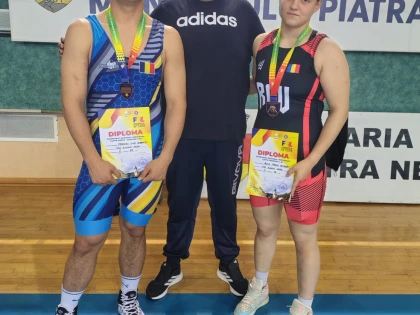 Doi sportivi de la CSS Gloria Arad au cucerit medalii de bronz la Campionatul Național U20 de lupte