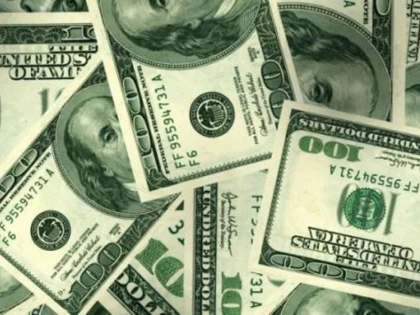 Dolarul american a trecut pragul de 150 de yeni pentru prima dată în ultimii 32 de ani