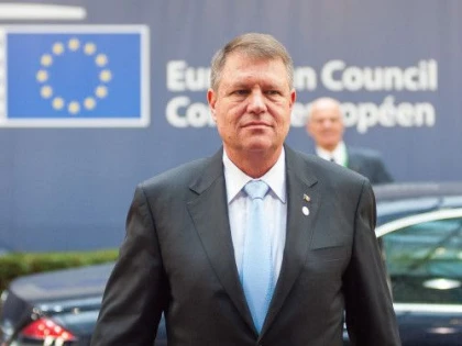DOLIU ÎN FAMILIA IOHANNIS. PREȘEDINTELE ȘI-A ANULAT VIZITA LA NĂDLAC