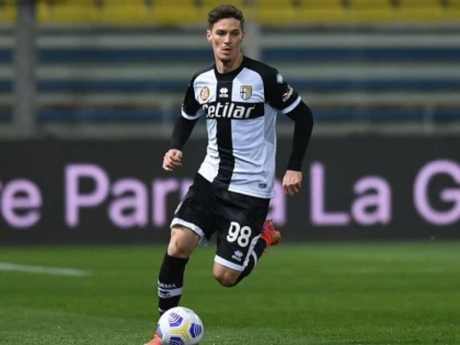 Dorit de Milan, Man s-a decis: "Vreau să pun umărul la revenirea Parmei în Serie A"