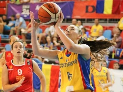 DOUĂ BASCHETBALISTE ARĂDENE SUNT ÎN SFERTURI LA EUROPENE