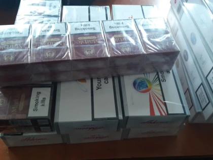 Două femei au fost prinse de jandarmi comercializând țigări netimbrate