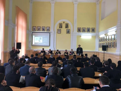Două simpozioane naționale la Facultatea de Teologie din Arad