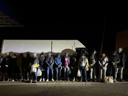 Douăzeci și patru de cetățeni străini au încercat să treacă ilegal frontiera, prin Nădlac